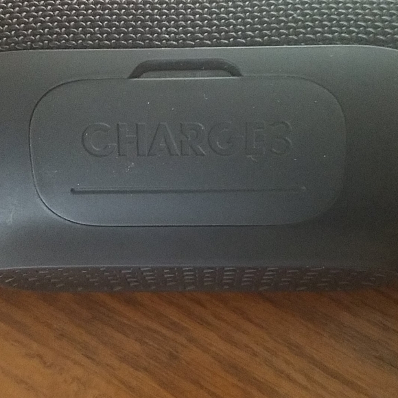 JBL charge 3 - Picture 3 of 3
